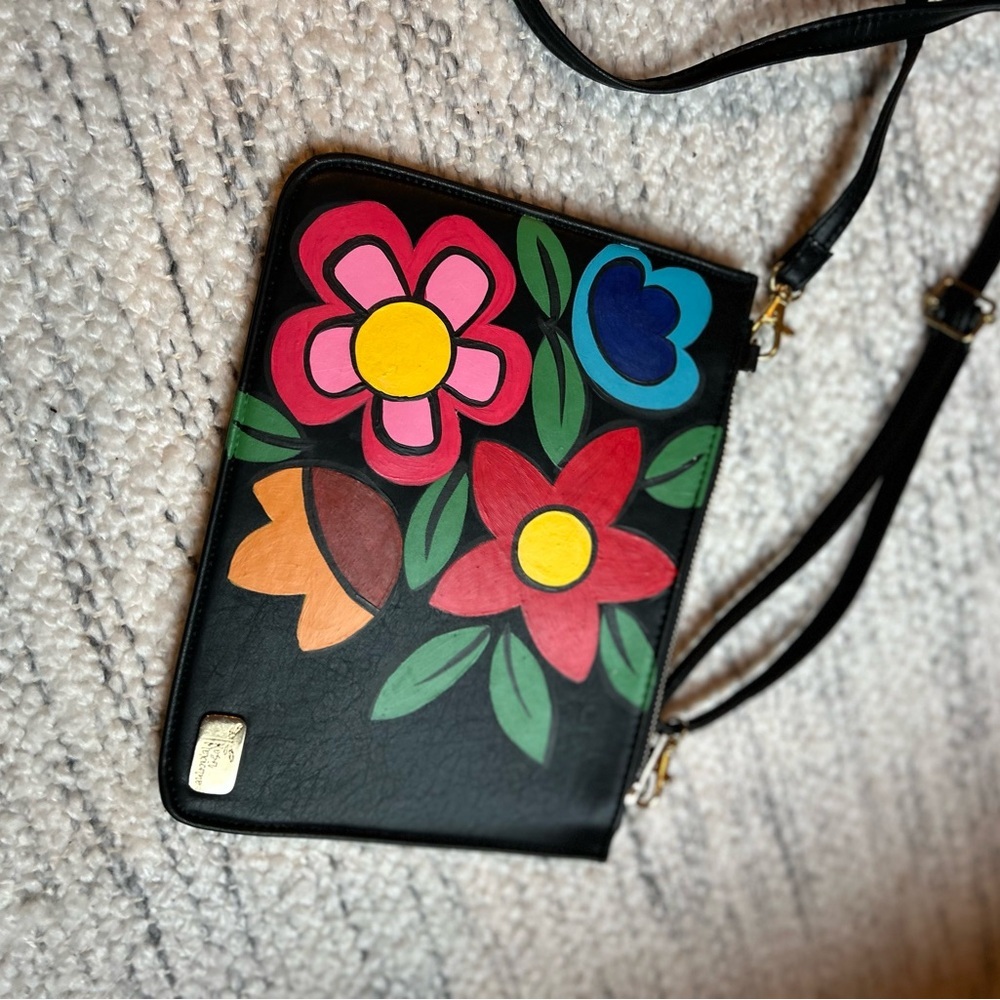 Rosa Mexicano Hand-Painted Women’s Crossbody or Covertible Clutch - Picture 6 of 12